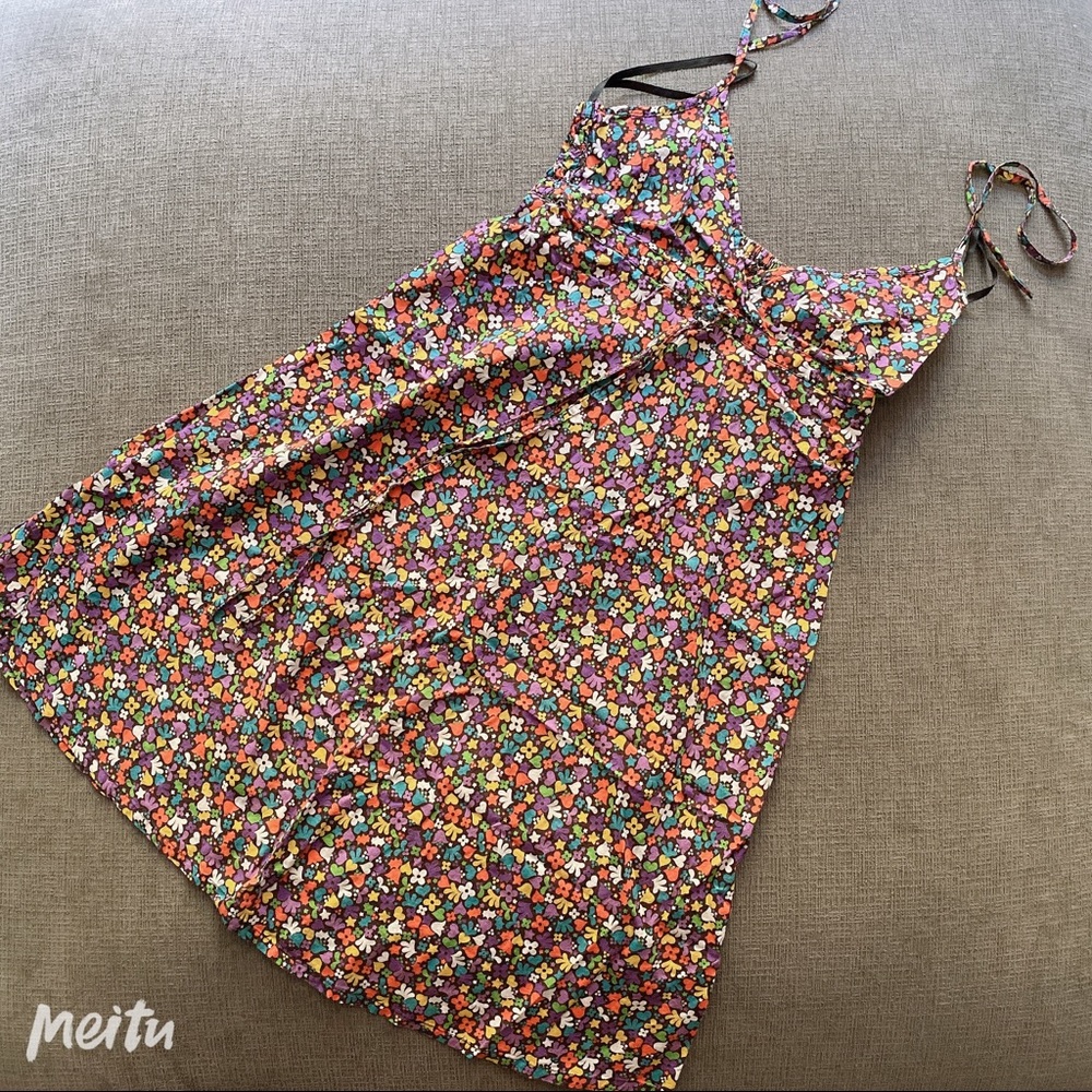 Women’s dress / Blouse